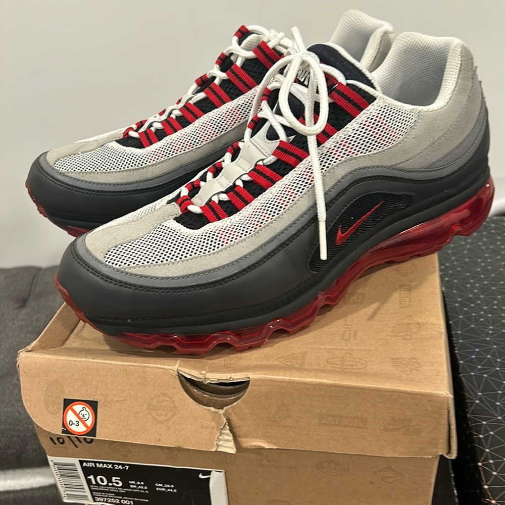 Nike Air Max 24 - 7 Style #397252 001